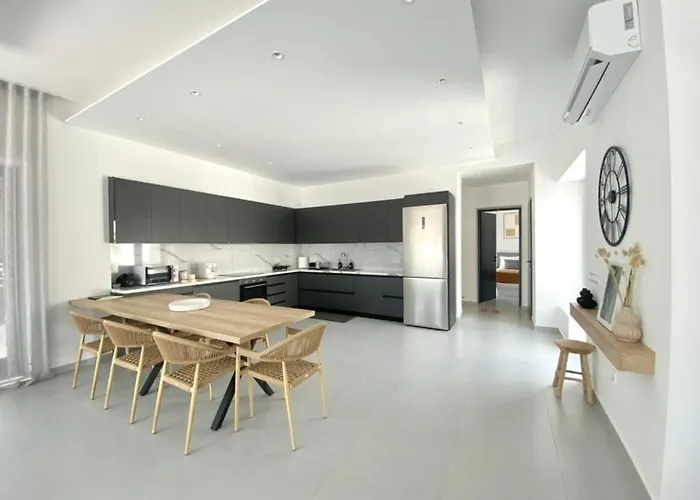 Gbr 1 - Golden Residences *