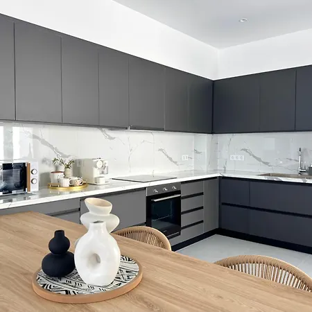Gbr 1 - Golden Residences